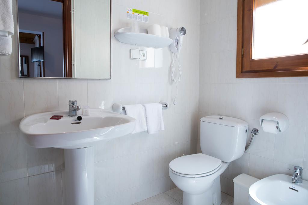 Hotel Bruna Esterri d'Àneu Extérieur photo