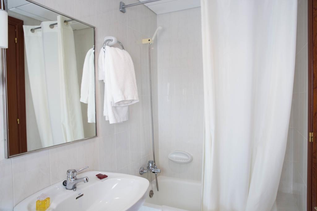 Hotel Bruna Esterri d'Àneu Extérieur photo