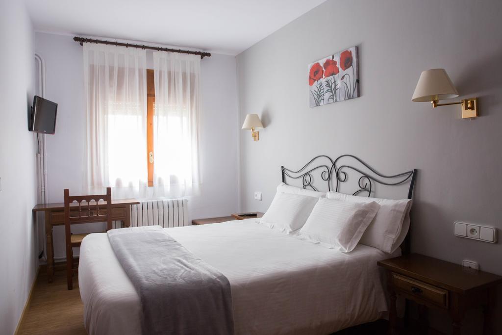 Hotel Bruna Esterri d'Àneu Extérieur photo