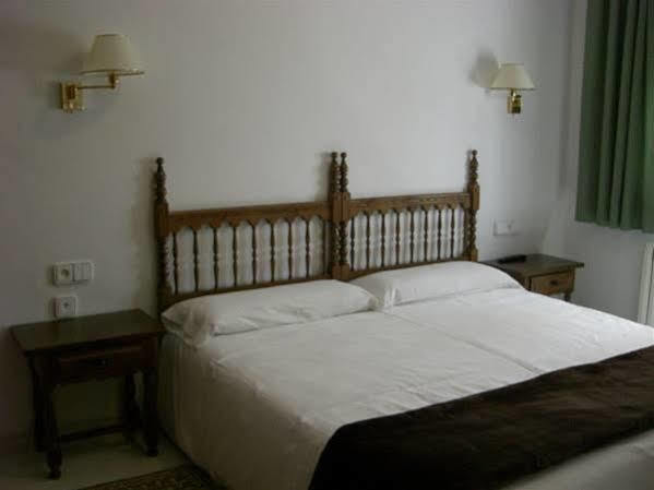 Hotel Bruna Esterri d'Àneu Extérieur photo